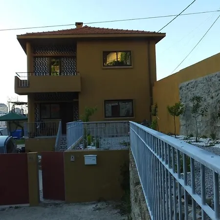 Oporto Glamour House 3* ヴィラ・ノヴァ・デ・ガイア