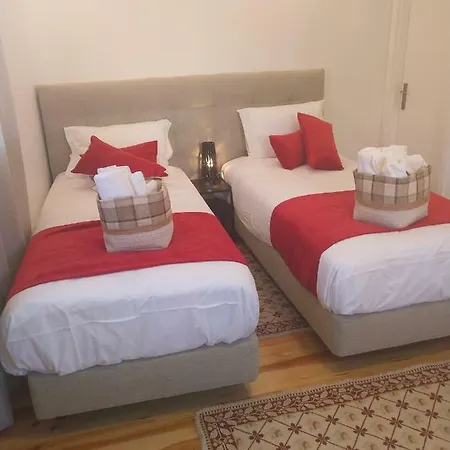 Oporto Glamour House 3*