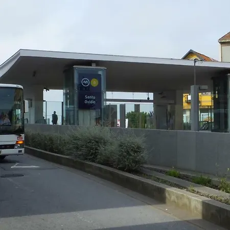 Oporto Glamour House 3*