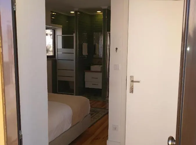 Гостевой дом Oporto Glamour House 3*