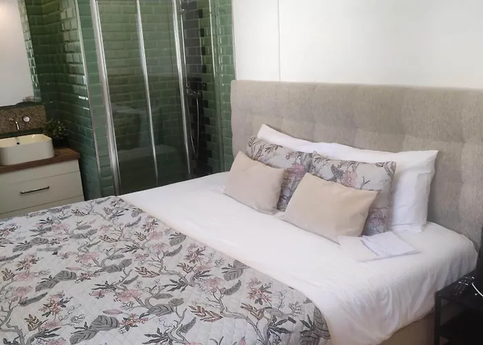 Oporto Glamour House Гостевой дом Вила-Нова-ди-Гая